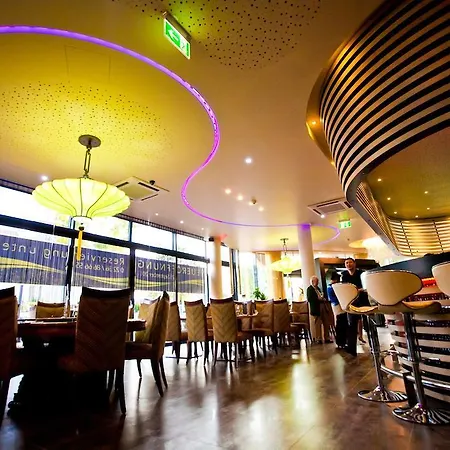 Hotel Phoenix7 3*