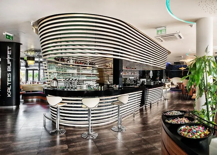 Phoenix7 Hotel Modling